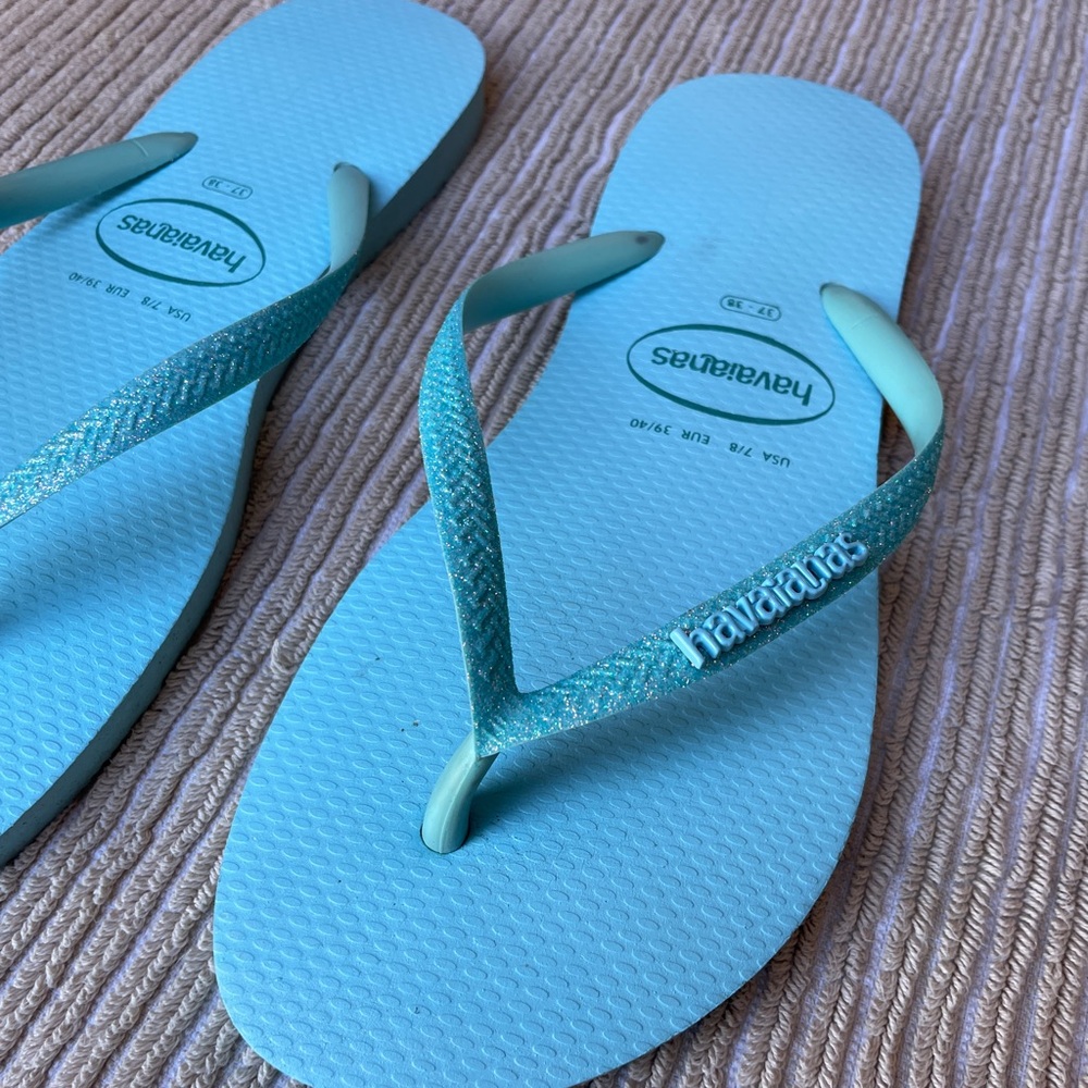 Havaianas Women's Light Blue glitter flip flops